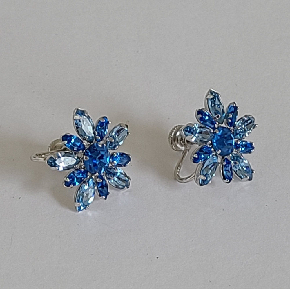 Vintage Jay Flex Sterling Silver Blue Rhinestone Flower Screw Back Stud Earrings - Picture 6 of 15